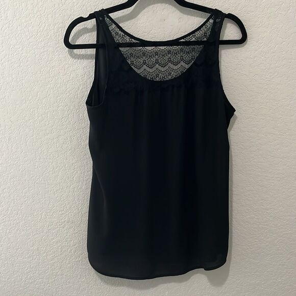 LOFT Sleeveless Lace Back and Pocket Camisole, Black, Size S - Picture 4 of 6